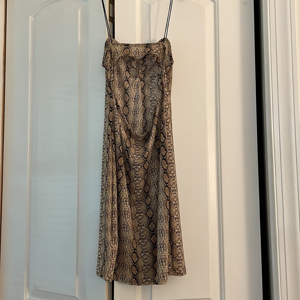 MINI DRESS - Picture 2 of 5